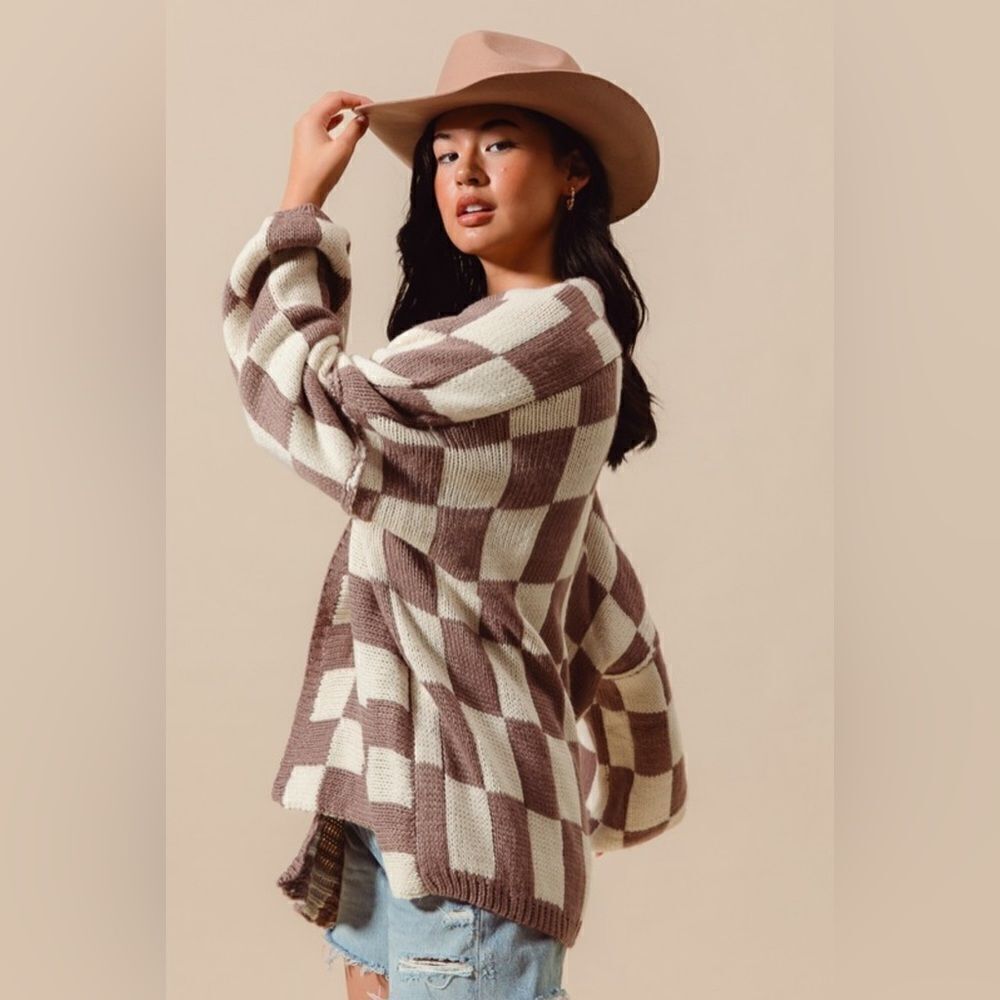 899. CHECK PLAID CARDIGAN SWEATER - Picture 8 of 12